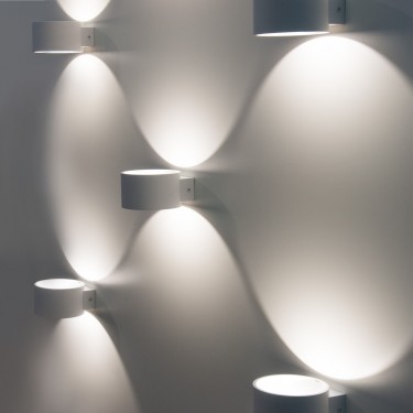 Настенный светильник Coneto LED MRL LED 1045 белый