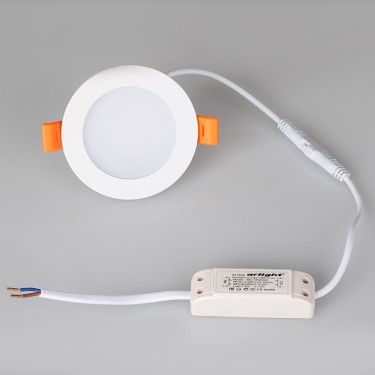 Тонкая круглая светодиодная панель DL-BL90-5W Warm White