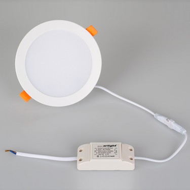 Тонкая круглая светодиодная панель DL-BL145-12W Warm White