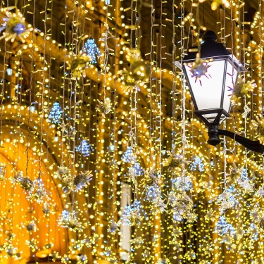 Светодиодная гирлянда Занавес ARD-CURTAIN-CLASSIC-2000x3000-CLEAR-760LED Yellow (230V, 60W)